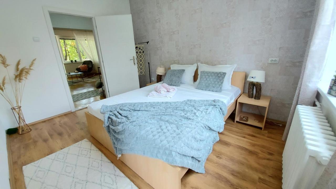 Inner City Two Bedroom Apartment Scopia Exterior foto